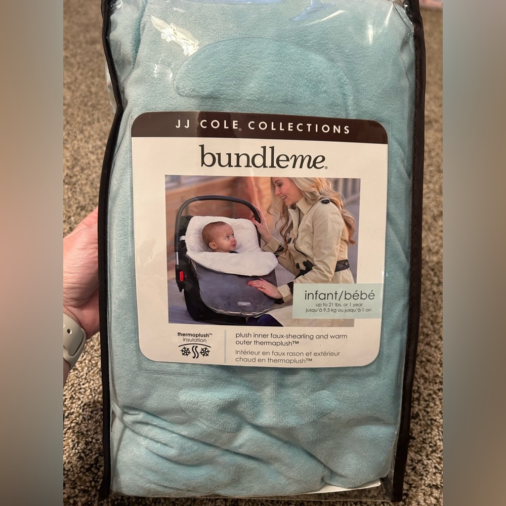 JJ Cole Collections bundleme Car Seat Cover Blanket!